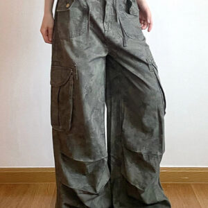 Retro Camo Wide-Leg Cargo Pant