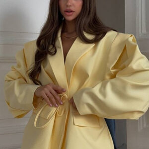V-Classic Belted Shoulder Pad Blazer